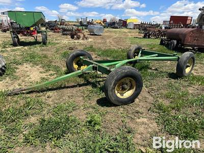John Deere 1065 Wagon Running Gear