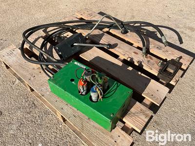 John Deere Hydraulic Loader Valve & Joystick Control W/ Power Beyond Block