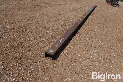 John Deere 28' 5"x7" Tool Bar