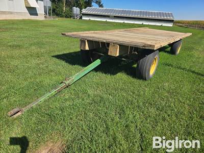 John Deere Flat Rack