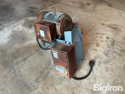 Marathon 7.5 HP Electric Motor w/Control Switch