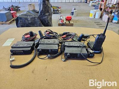 Motorola Business Band Radios
