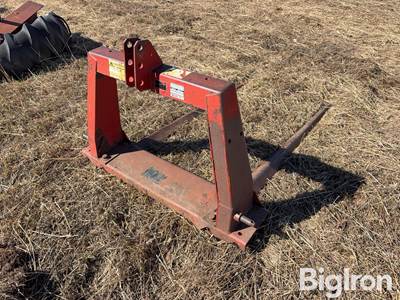 New Holland 80 3-Pt Bale Carrier