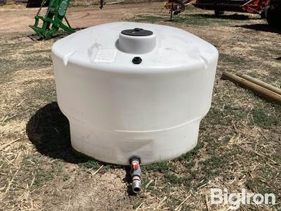 Water Tank w/Valve