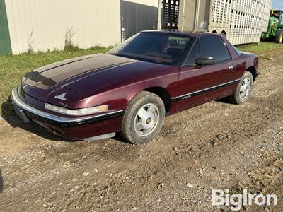 1990 Buick Reatta 2 Door Sports Car
