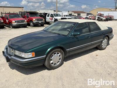 1997 Cadillac DeVille SLS 2WD Car
