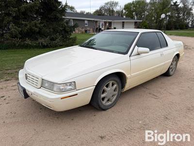 1999 Cadillac Eldorado 2-Door Coupe