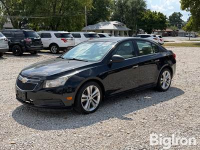 2011 Chevrolet Cruze LTZ 4-Door Sedan