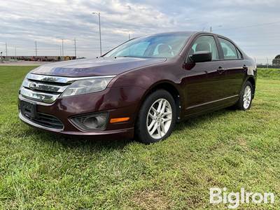 2012 Ford Fusion 4-Door Sedan
