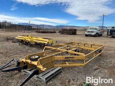 AgWay Accumul8 1200 Pull-Type Bale Accumulator