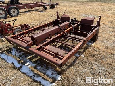 Farmhand 8-Pack Bale Accumulator