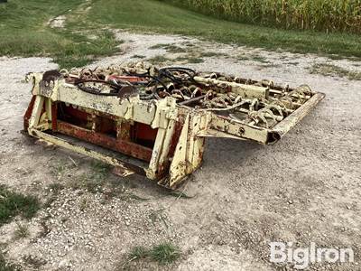 Small Bale Accumulator