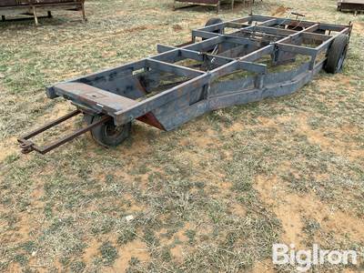 Small Bale Accumulator