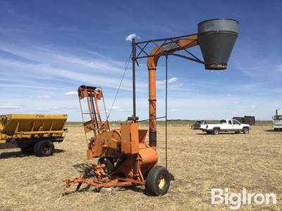 Bear Cat Small Hay Bale Grinder