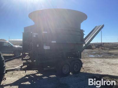 2010 DuraTech H1100 Tub Grinder