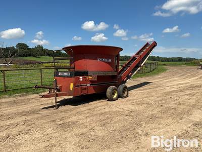 Farm hand 6650 Hay Grinder