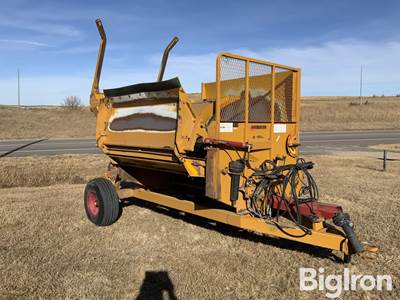 Haybuster 2650 Bale Processor