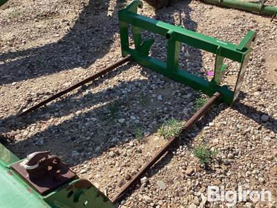 Frontier Triple Tine Bale Spear