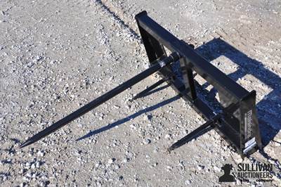 Mahindra BSASSS 3 Prong Bale Spear