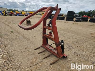 New Holland Bale Spear/Squeezer