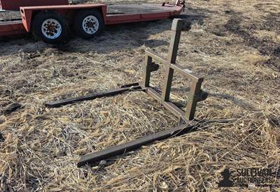 E510 3-Pt Bale Forks