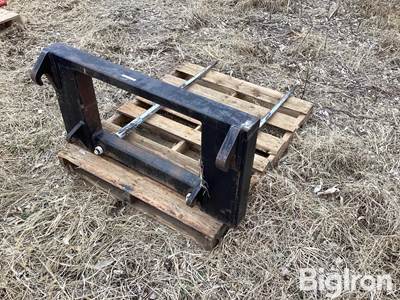 Bale Spear for Loader w/ Global Mount