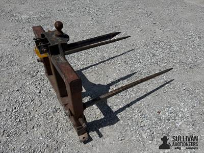 3-Pt Bale Spear