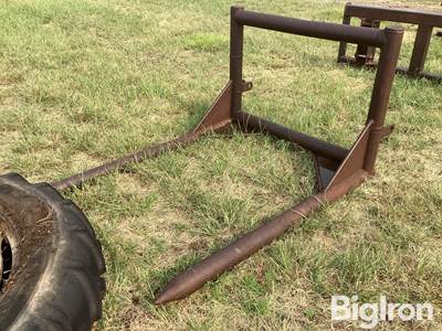 Homemade 3 1/2” Round Pipe 3-Pt Bale Spear