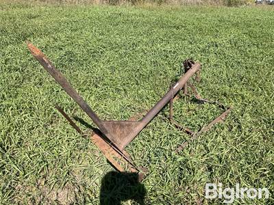 Pickup Bale Spear