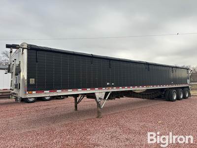 2015 Wilson DWBT-650B Tri/A Belt Trailer