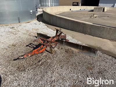 Allis-Chalmers 9' Rear Blade