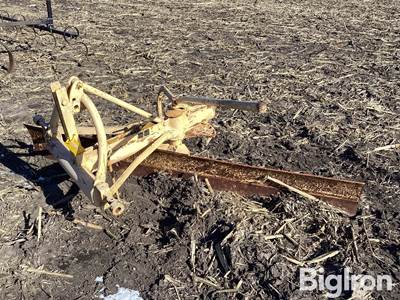 Donahue 8' Rear 3-Pt Blade