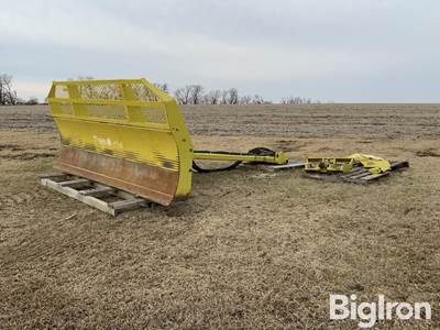 Degelman 12-5900 6-Way Hydraulic Quick-Tach Dozer Blade