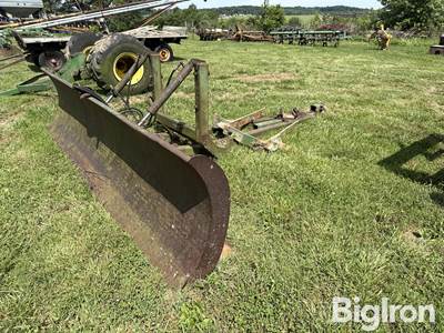 John Deere 00544 Front Mount Blade