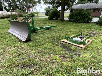 John Deere 534 10' Dozer Blade