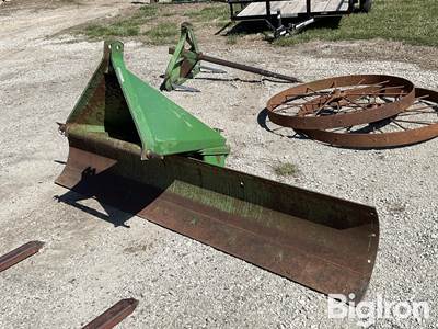 John Deere 3-Pt Blade