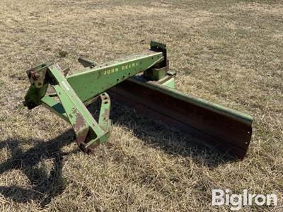 John Deere 3-Pt Blade