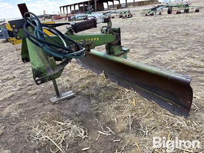 John Deere E0115 9' 3-Pt Back Blade