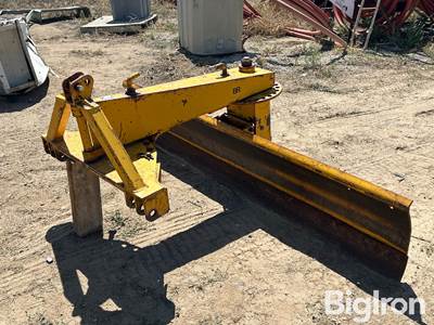 Servis 8' 3-Pt Blade