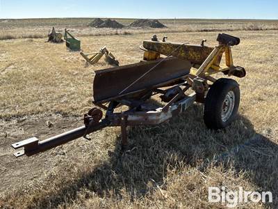 Servis SR 8' 3-Pt Blade w/ S/A Shop Built Trailer