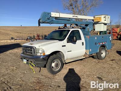 2002 Ford F550 Boom Truck
