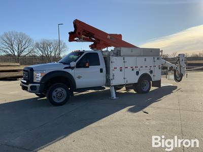 2015 Ford F550 XL Super Duty 4x4 Bucket Truck