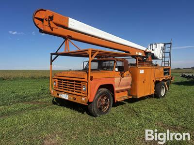 1975 Ford F750 S/A Bucket Truck