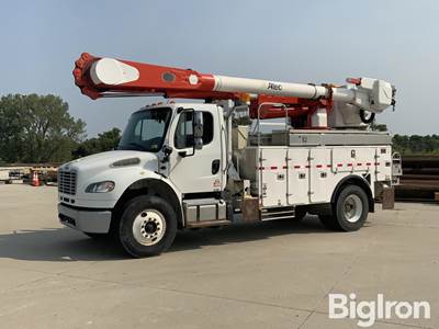 2015 Freightliner M2-106 S/A Bucket Truck