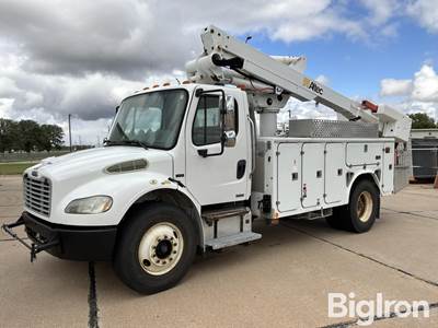 2009 Freightliner M2-106 S/A 2WD Bucket Truck