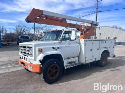 1985 GMC C6000 S/A Bucket Truck