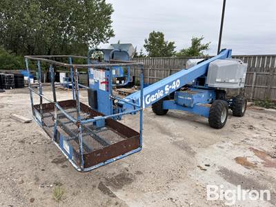 1997 Genie S-40 4WD Boom Lift