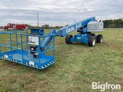 2012 Genie S65 Boom Lift