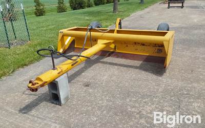 Brown DS 8 R 8' Pull-Type Box Blade