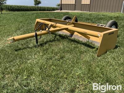 Brown Pull-Type Box Blade